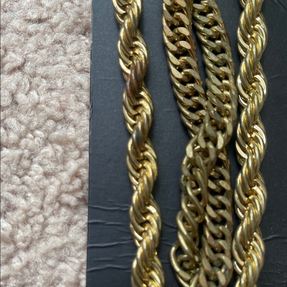 NWT Red Ape Gold Chain Necklace Set (2 Necklaces) - Picture 4 of 5